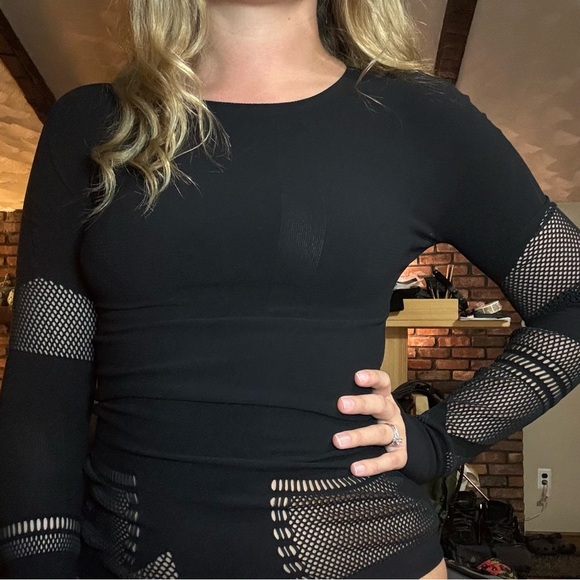 Sweaty Betty Union Jack Seamless Top w/ Cutouts Size S/M - Picture 3 of 6